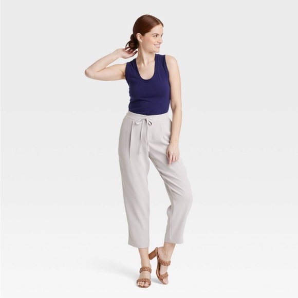 A New Day Slim Fit Tank - Picture 3 of 4